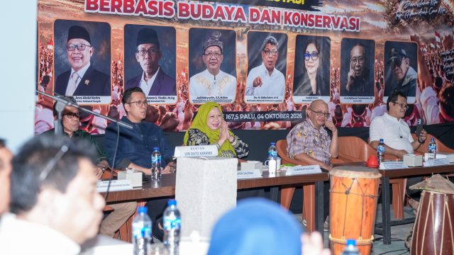 Wakil Gubernur Sulawesi Tengah, dr. Reny A. Lamadjido saat menghadiri acara Manifesto Kebudayaan di Ondewe, Minggu (4/10/2026) | Foto: Ist